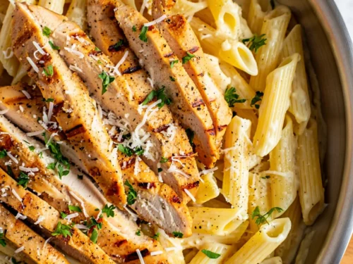 Garlic Parmesan Chicken Pasta