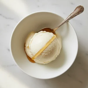 Homemade Frozen Yogurt Recipe | Creamy & Tangy 4 homemade frozen yogurt recipe featured